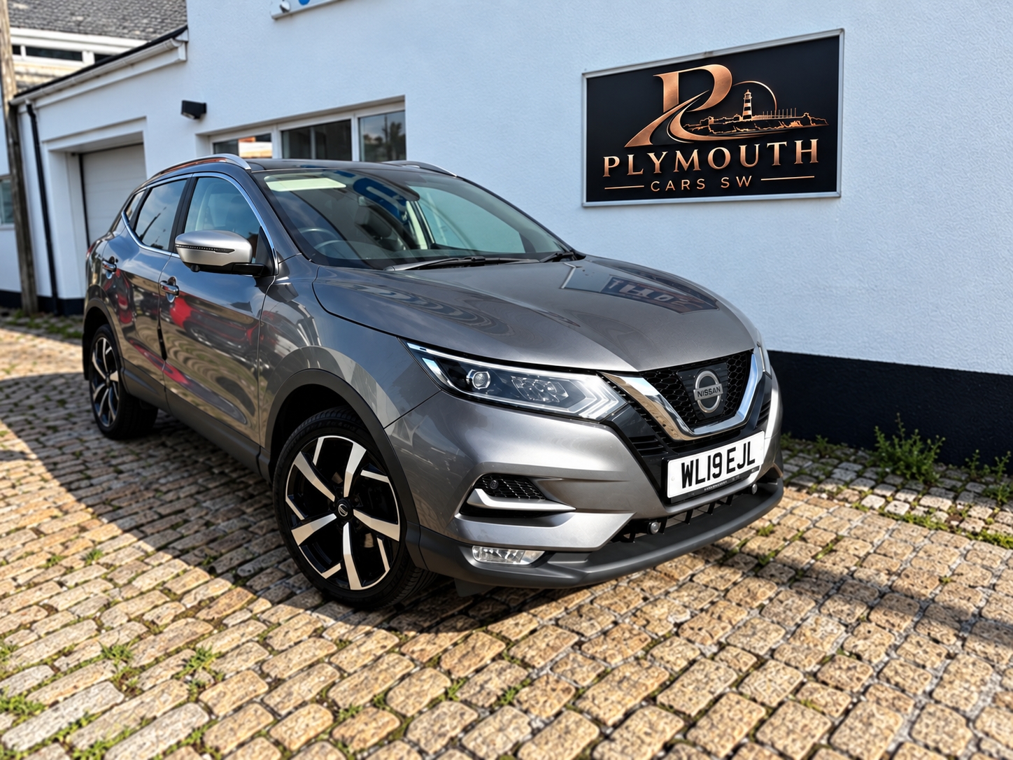 								2018 Nissan Qashqai full									