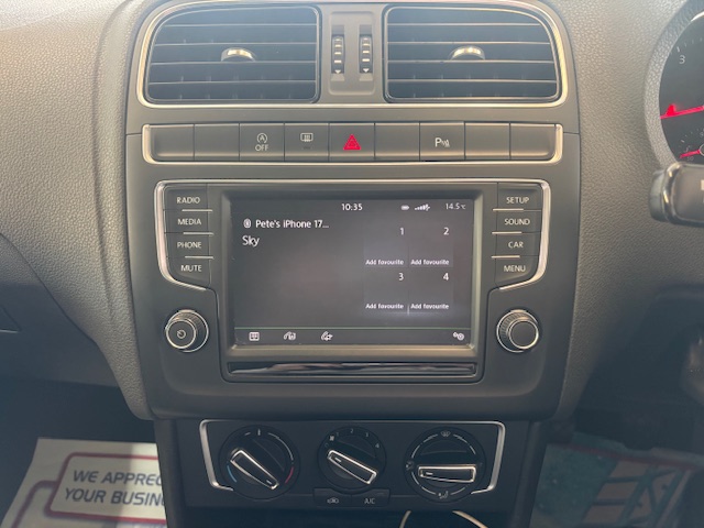 
								VOLKSWAGEN POLO 10 75 Match 5dr full									