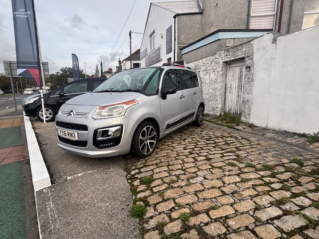 
								2016 CITROEN C3 PICASSO 1.6 BlueHDi Platinum 5dr full									