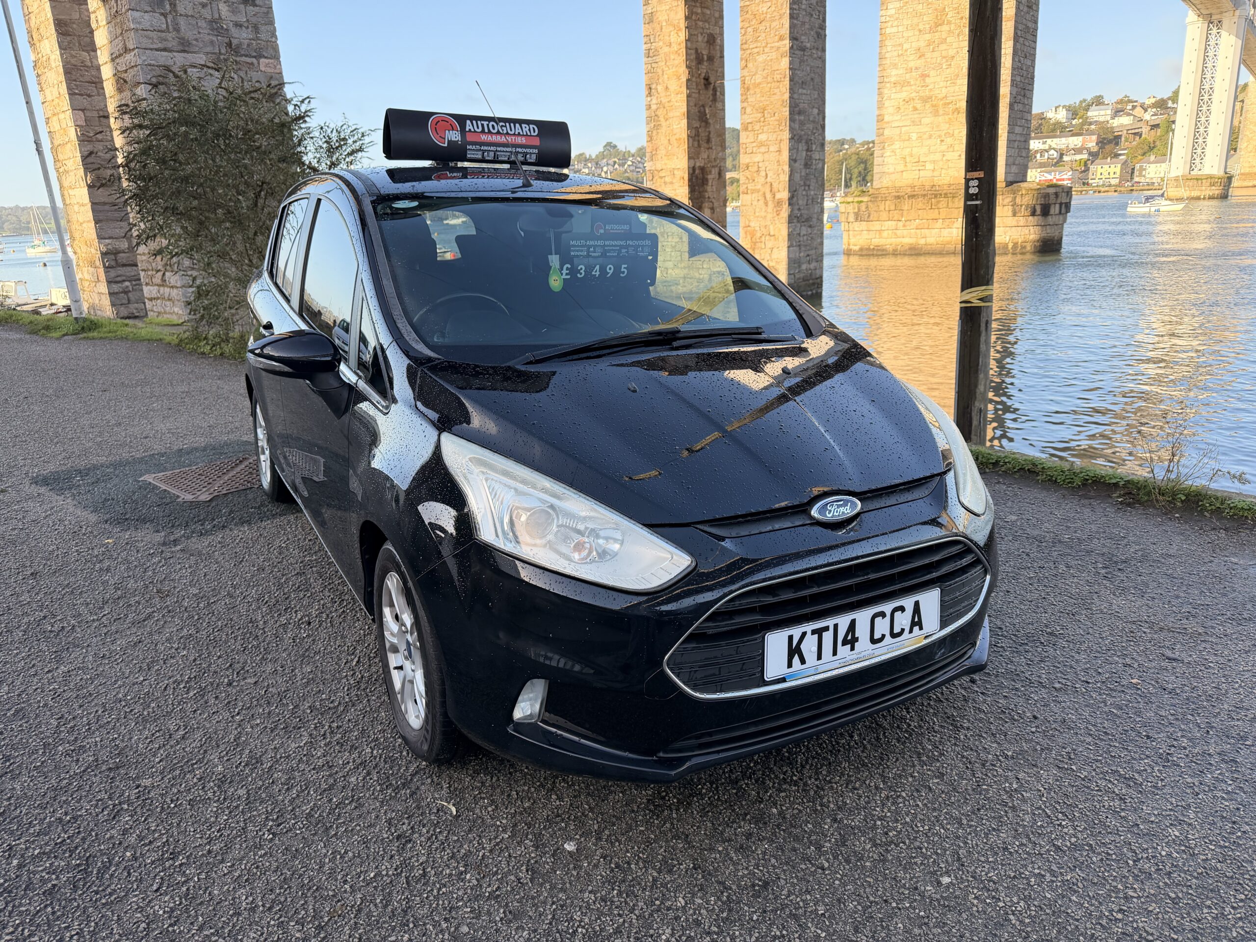 
								FORD B-MAX 1.0 EcoBoost Zetec 5dr full									