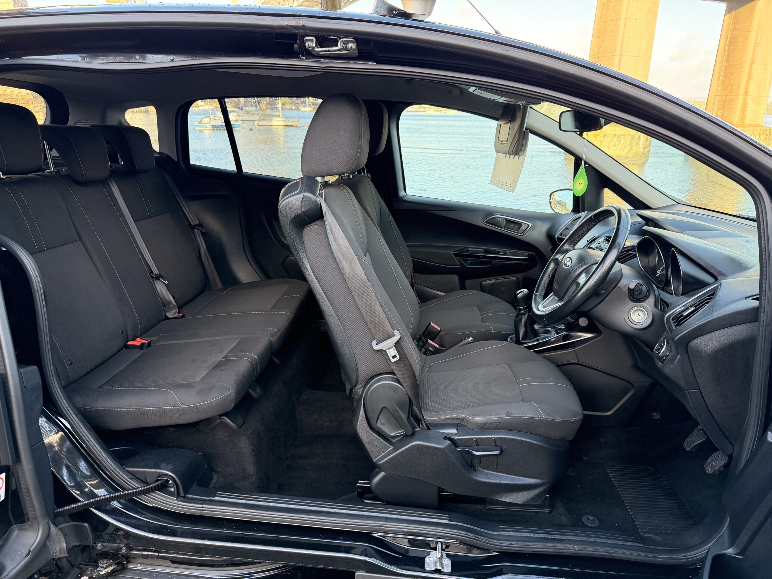 
								FORD B-MAX 1.0 EcoBoost Zetec 5dr full									