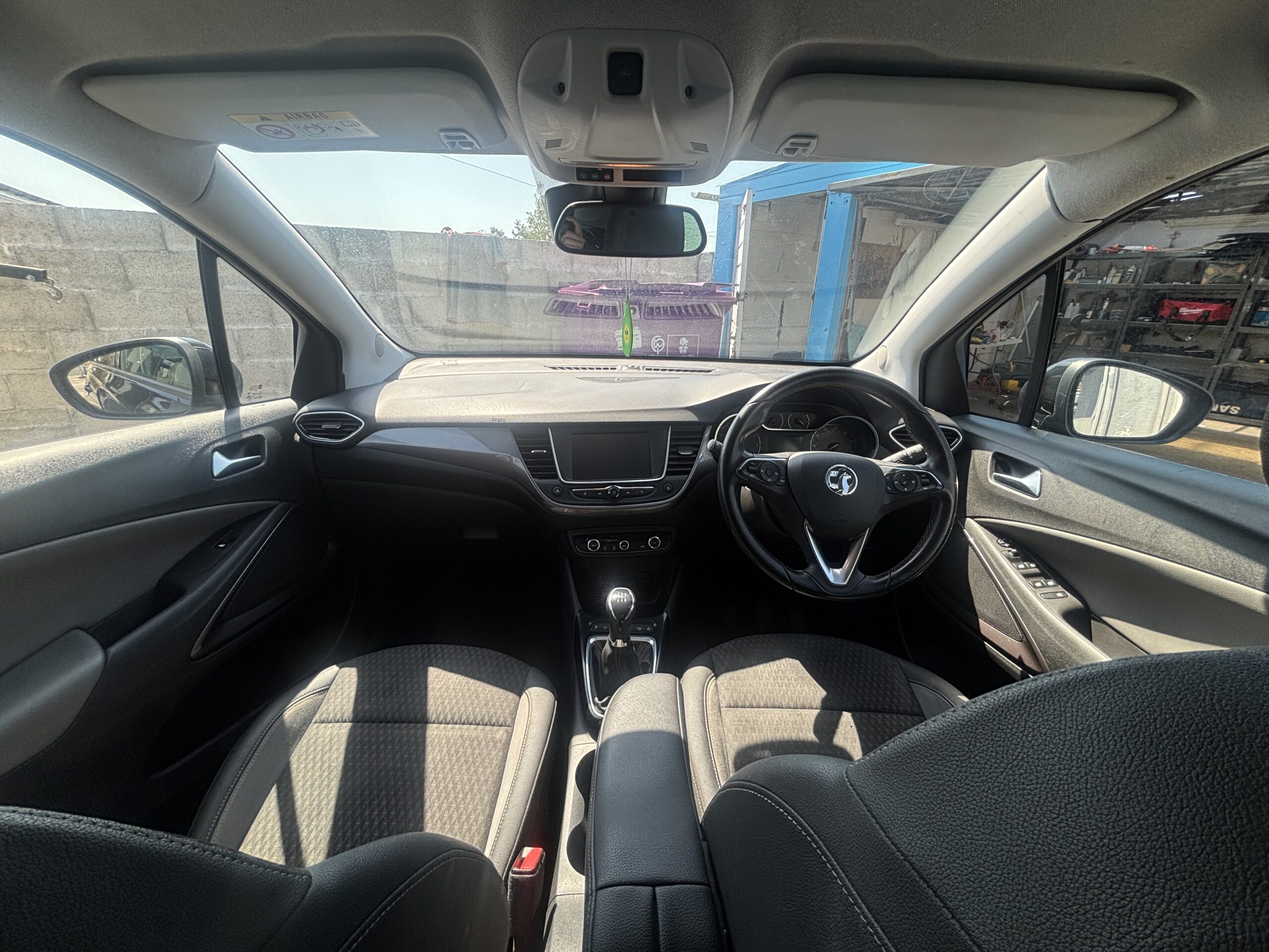 
								2018 VAUXHALL CROSSLAND X 12 Elite 5dr full									