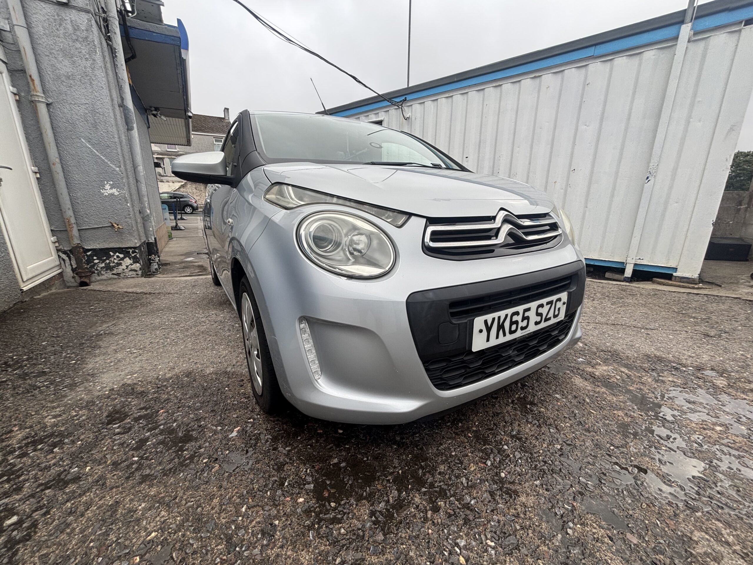 
								2015 CITROEN C1 10 VTi Feel 3dr full									