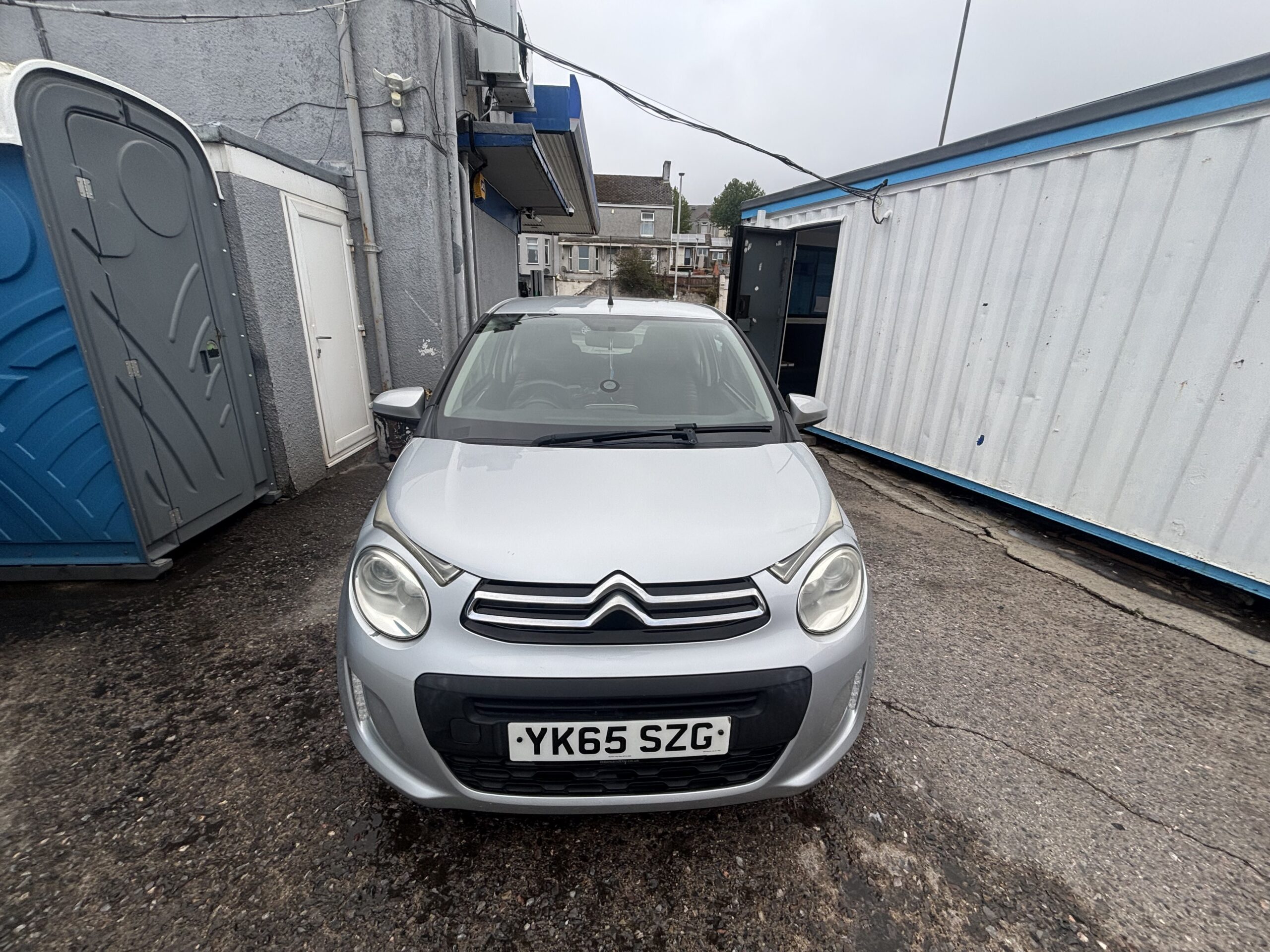 
								2015 CITROEN C1 10 VTi Feel 3dr full									