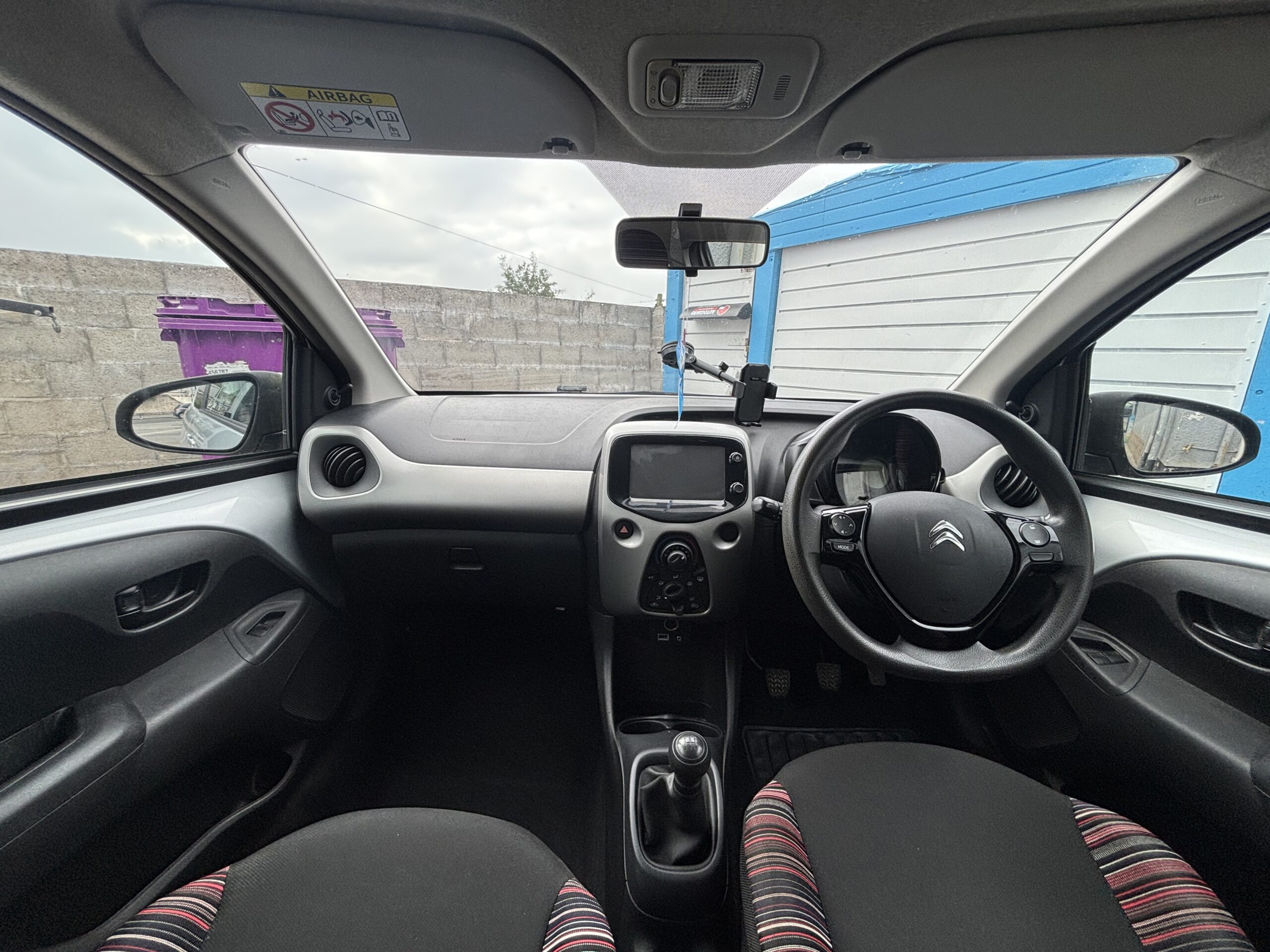
								2015 CITROEN C1 10 VTi Feel 3dr full									