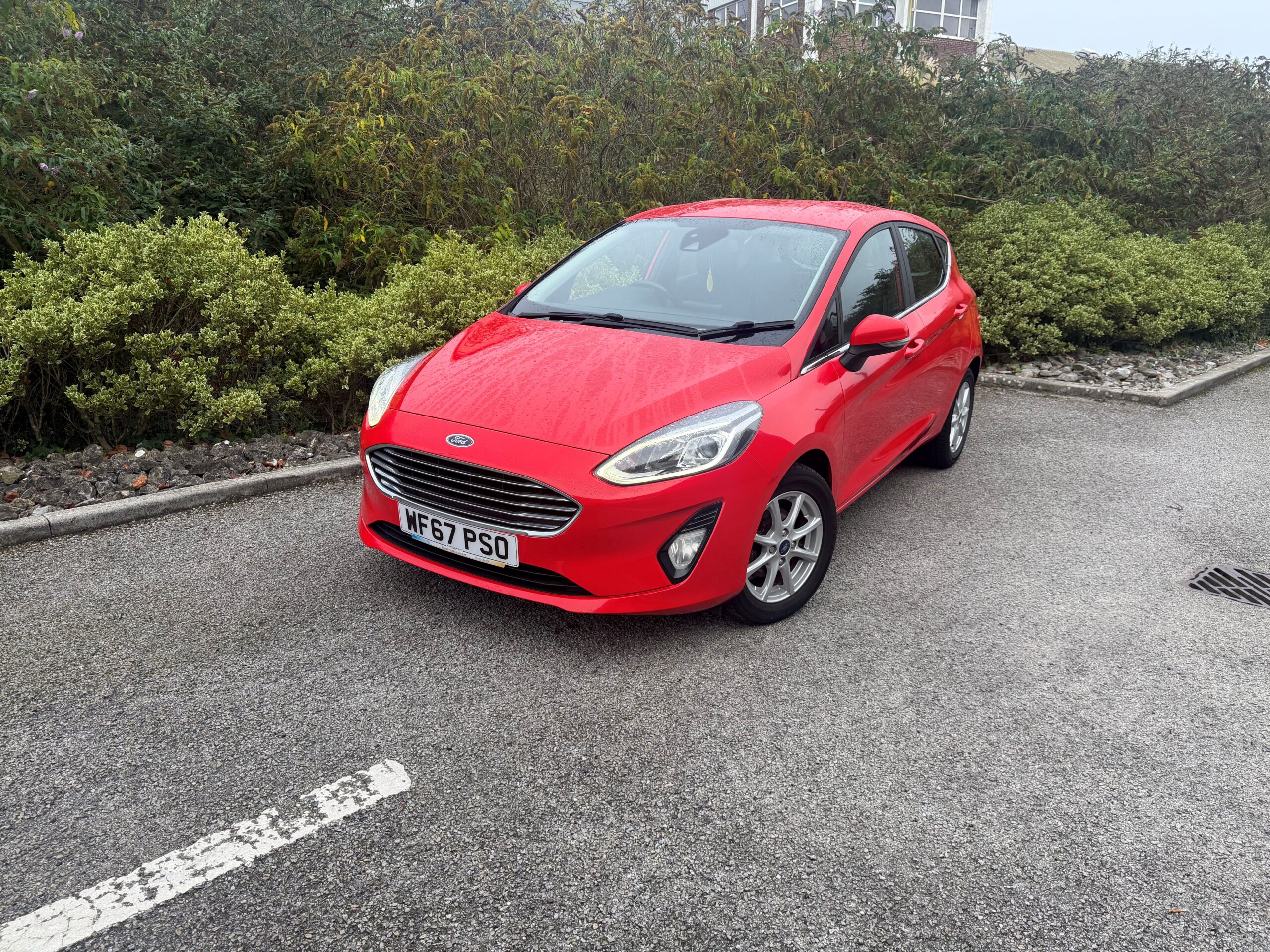 								FORD FIESTA 1.0 EcoBoost Zetec 5dr full									