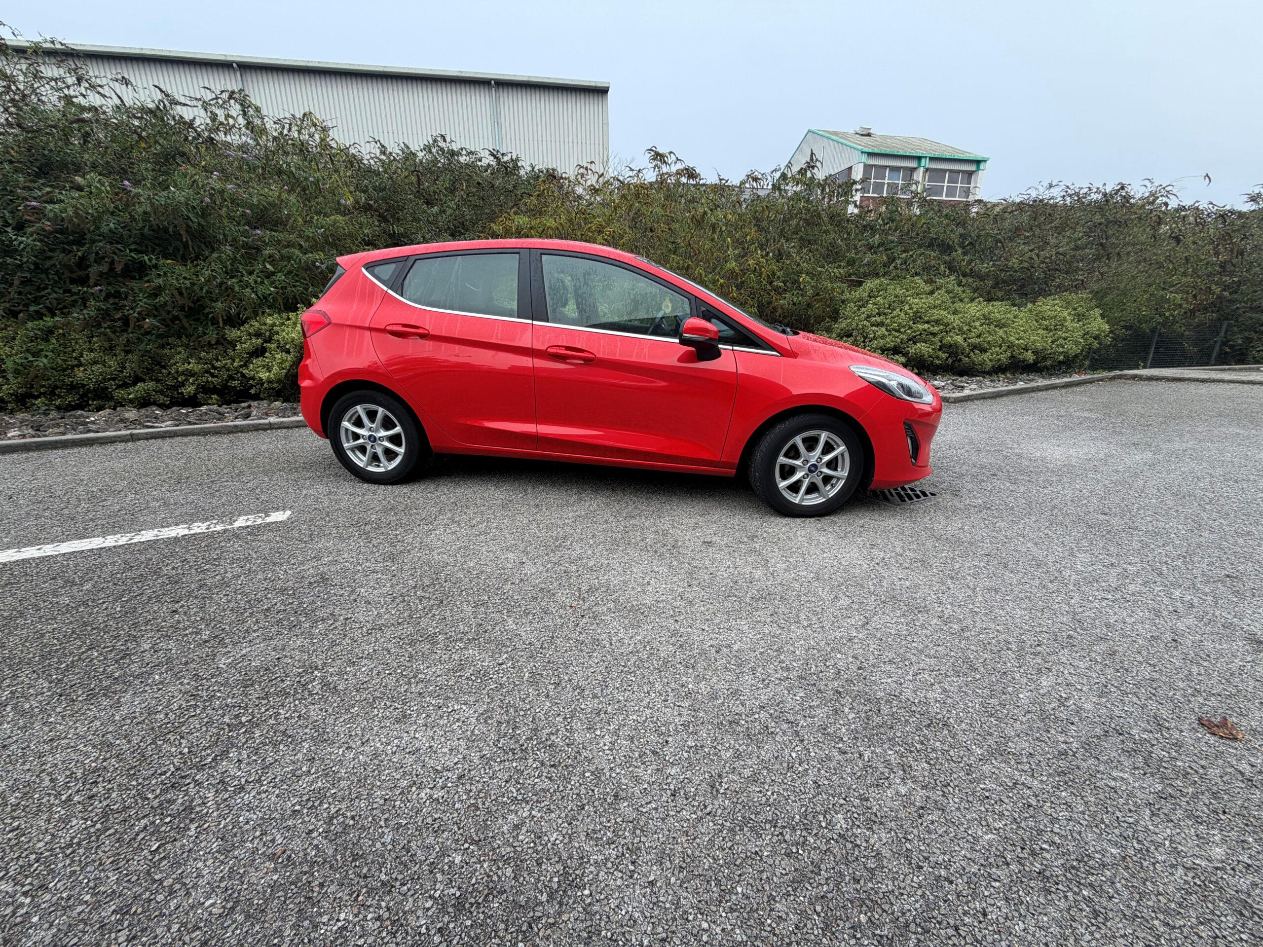 								FORD FIESTA 1.0 EcoBoost Zetec 5dr full									