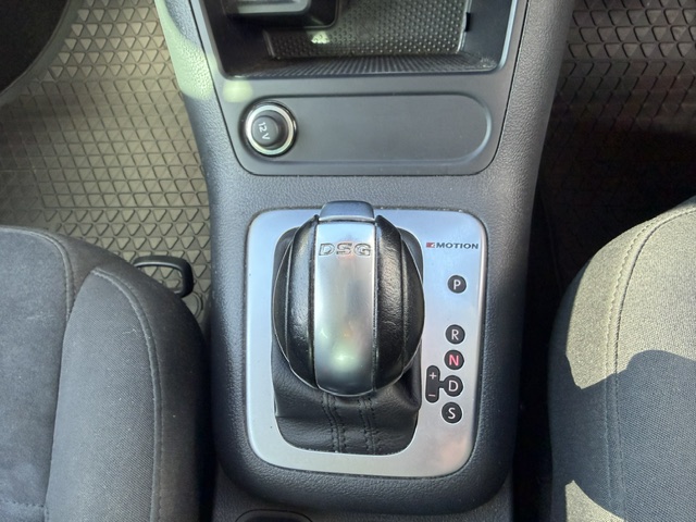								2015 Volkswagen Tiguan full									