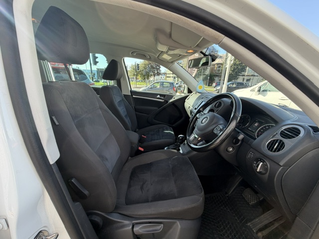 								2015 Volkswagen Tiguan full									